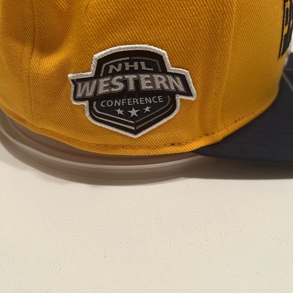 Men's Fanatics Gold/Navy Nashville‎ Predators Iconic Color Blocked Snapback Hat - Picture 2 of 9